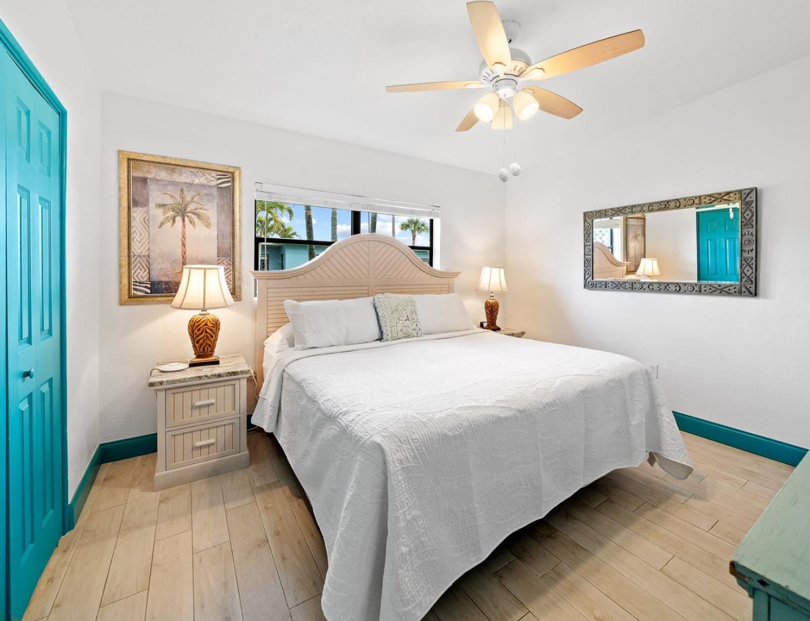 קוקו ביץ' Uptown Cottage - Walk To The Beach And Restaurants מראה חיצוני תמונה